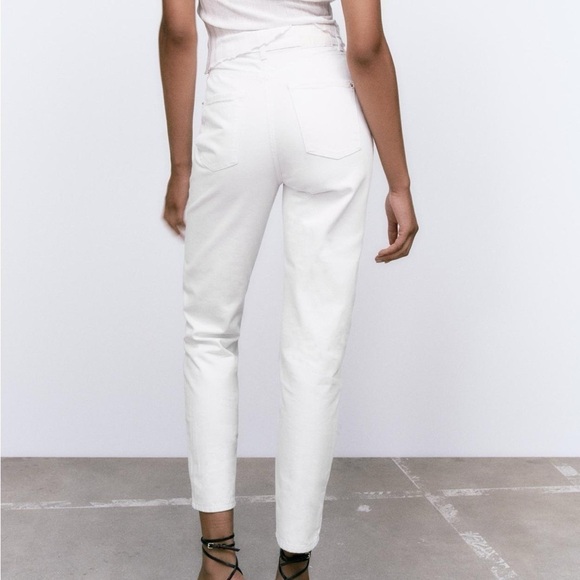 Zara Mom Fit Jeans - Picture 6 of 6